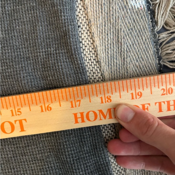 Merona Medium Gray Longsleeve Shirt Womens good condition - Picture 7 of 9